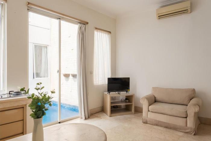 Twospaces Living At The Unit Residence Giacarta Esterno foto